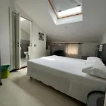 Bella -parcheggio Privato Interno 3* Arona
