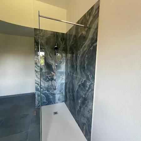 Nocleg ze śniadaniem Bella -parcheggio Privato Interno *