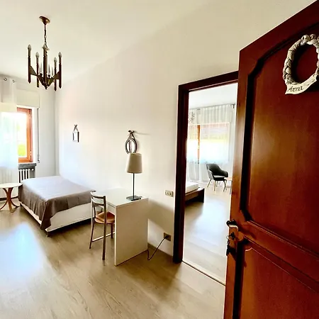 住宿加早餐酒店 Bella -parcheggio Privato Interno 3*