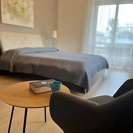 Bed and breakfast Bella -parcheggio Privato Interno Arona