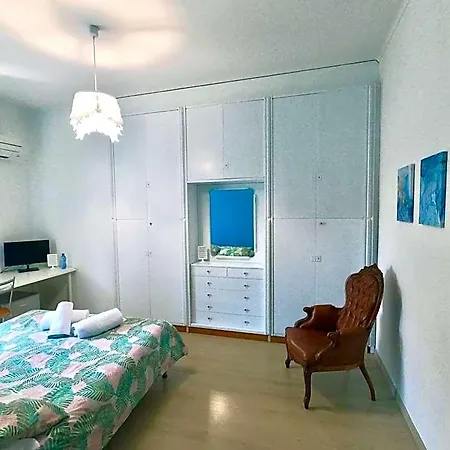 Bed and breakfast Bella -parcheggio Privato Interno Arona