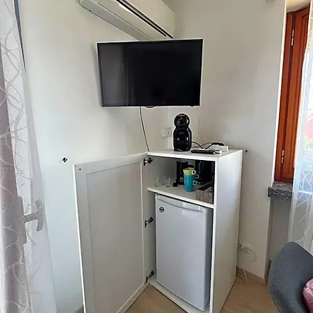 Bed and breakfast Bella -parcheggio Privato Interno