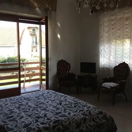 Bella -parcheggio Privato Interno Bed and breakfast 3*