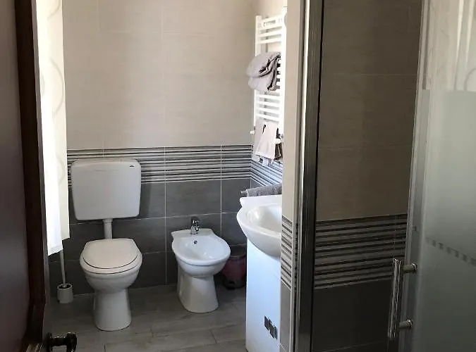 Bed & Breakfast Bella -parcheggio Privato Interno 3*